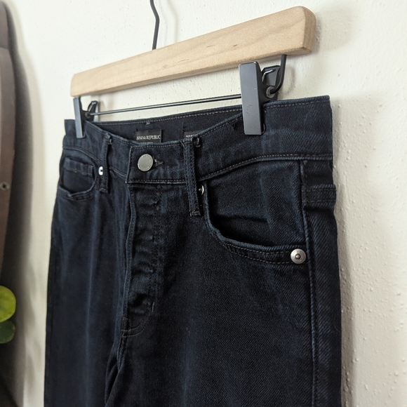 Banana Republic | 28 | High Rise Straight | Dark Wash Denim - Picture 6 of 11